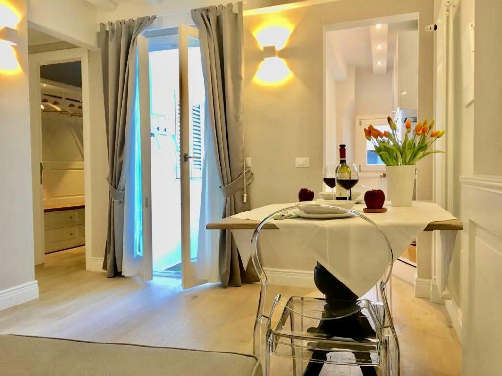 Booking Florenţa Exterior foto